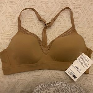 Athleta NWT Large A-C Everyday Bra